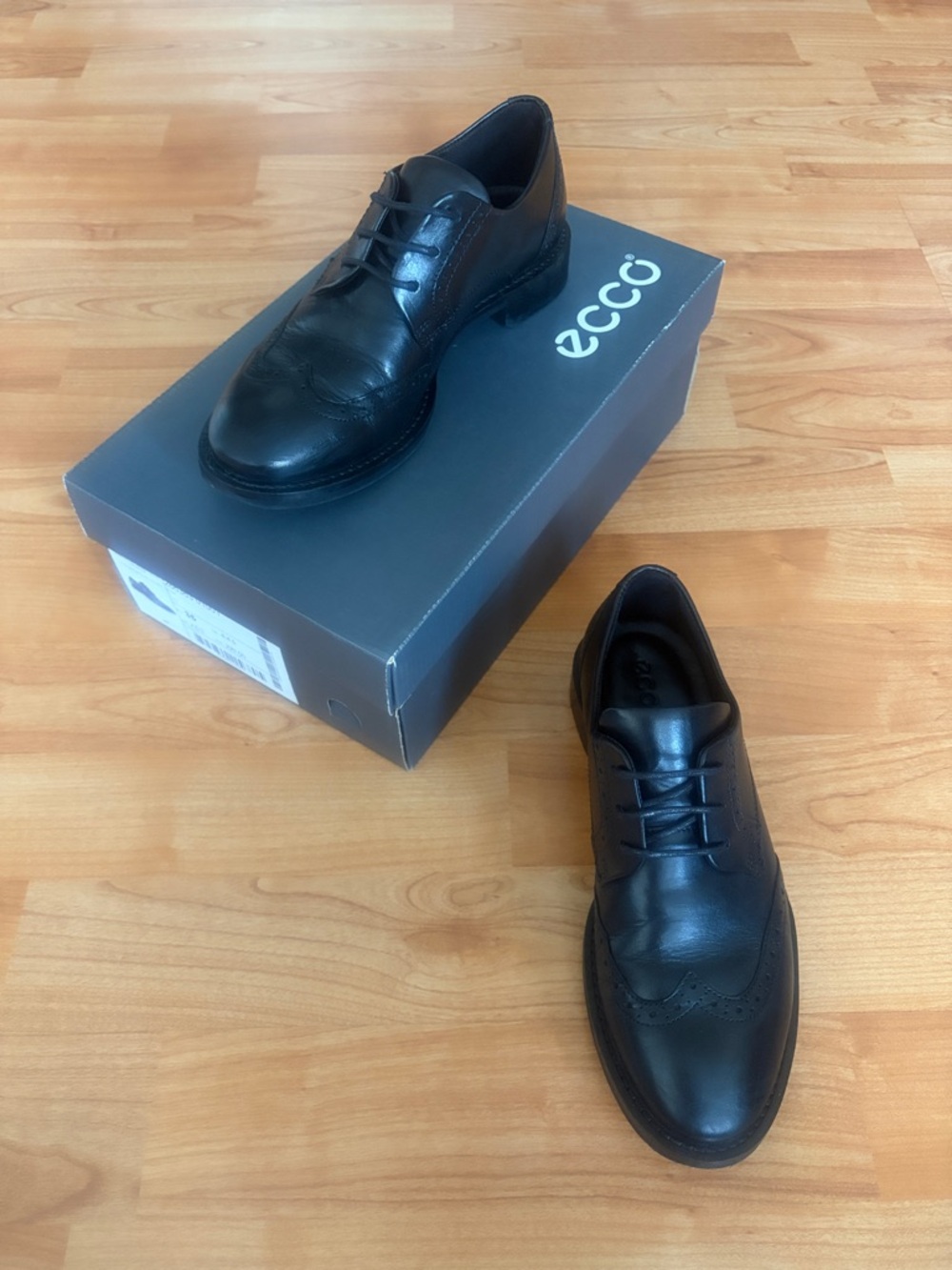 Ecco Sartorelle 25 Tailored Wingtip Oxford Shoes (Size 35 EU)